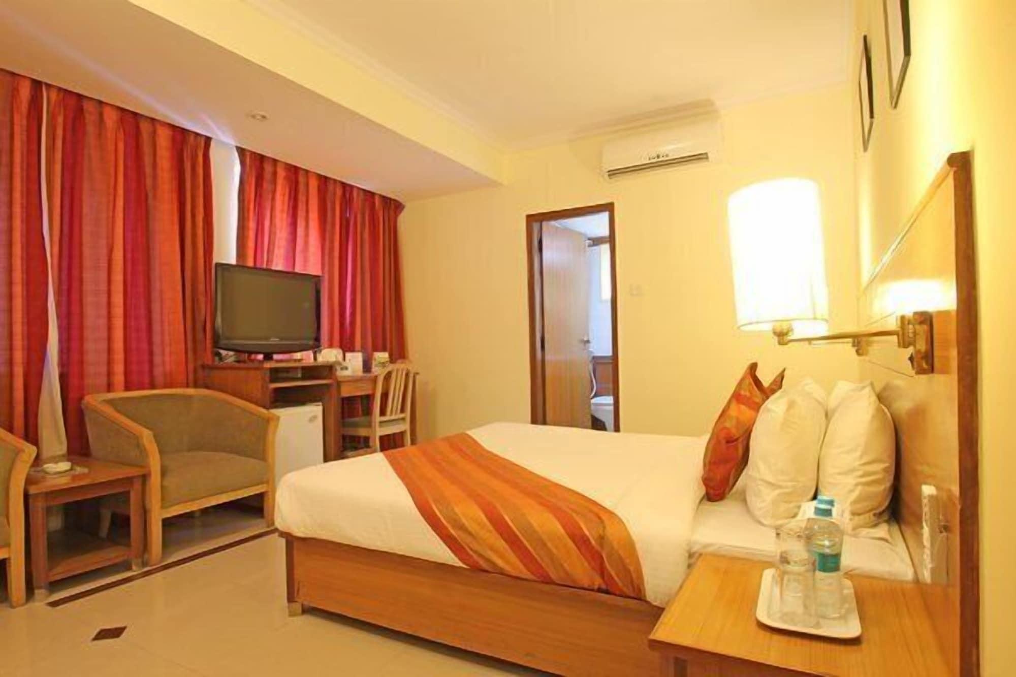 Ramanashree Brunton Hotel Bangalore Bagian luar foto