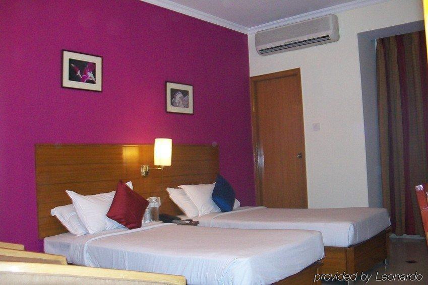 Ramanashree Brunton Hotel Bangalore Ruang foto