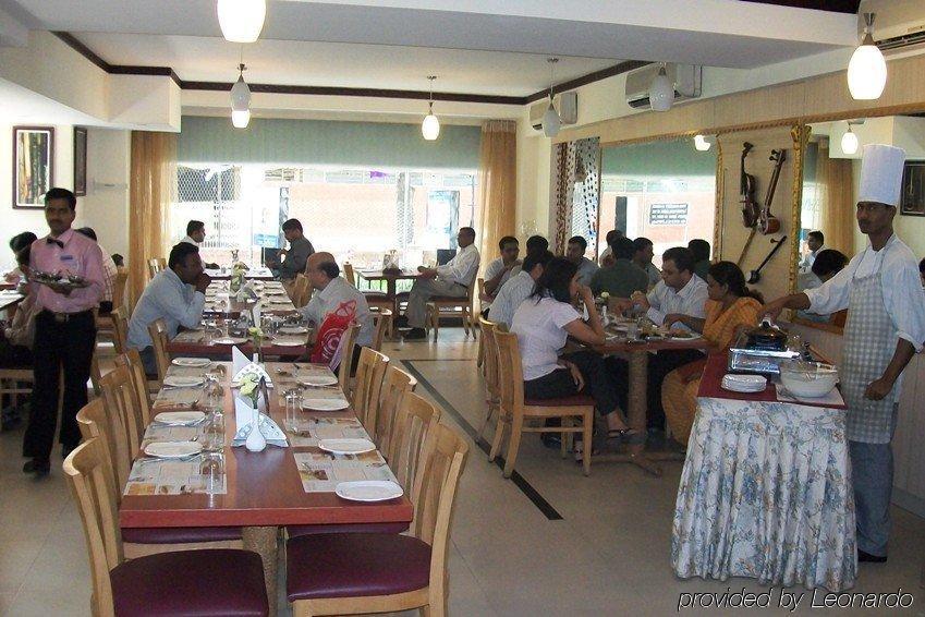 Ramanashree Brunton Hotel Bangalore Restoran foto