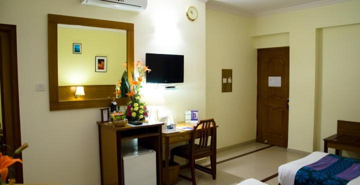 Ramanashree Brunton Hotel Bangalore Bagian luar foto