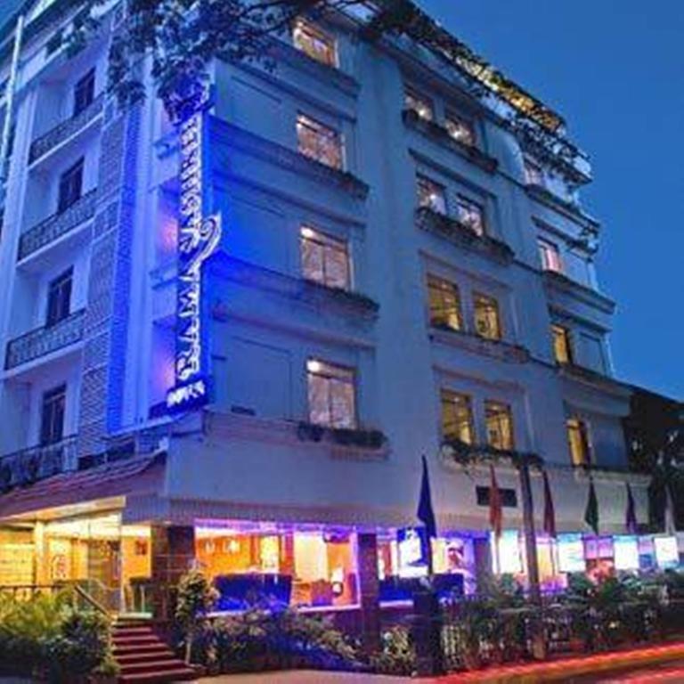 Ramanashree Brunton Hotel Bangalore Bagian luar foto